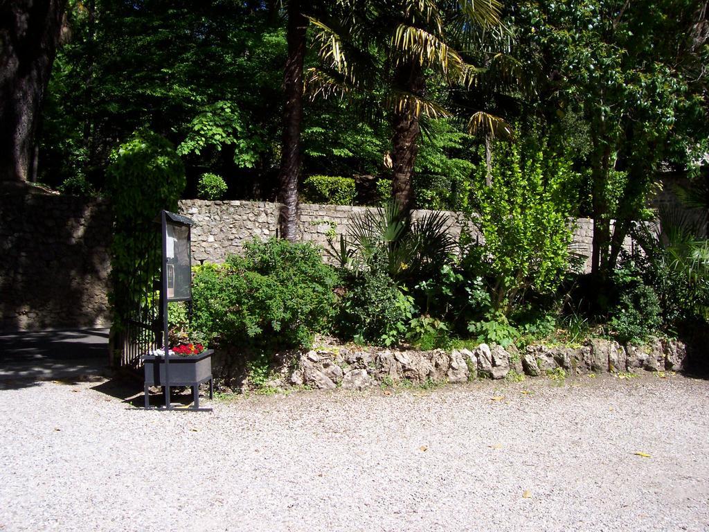 Auberge Cocagne Aveze  Exterior photo